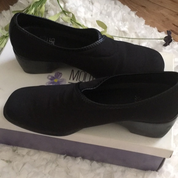 Bottes Mootsies Tootsies Noir Taille 6 US - Neuves Sans Emballage - Talon Moyen Fermeture Zip